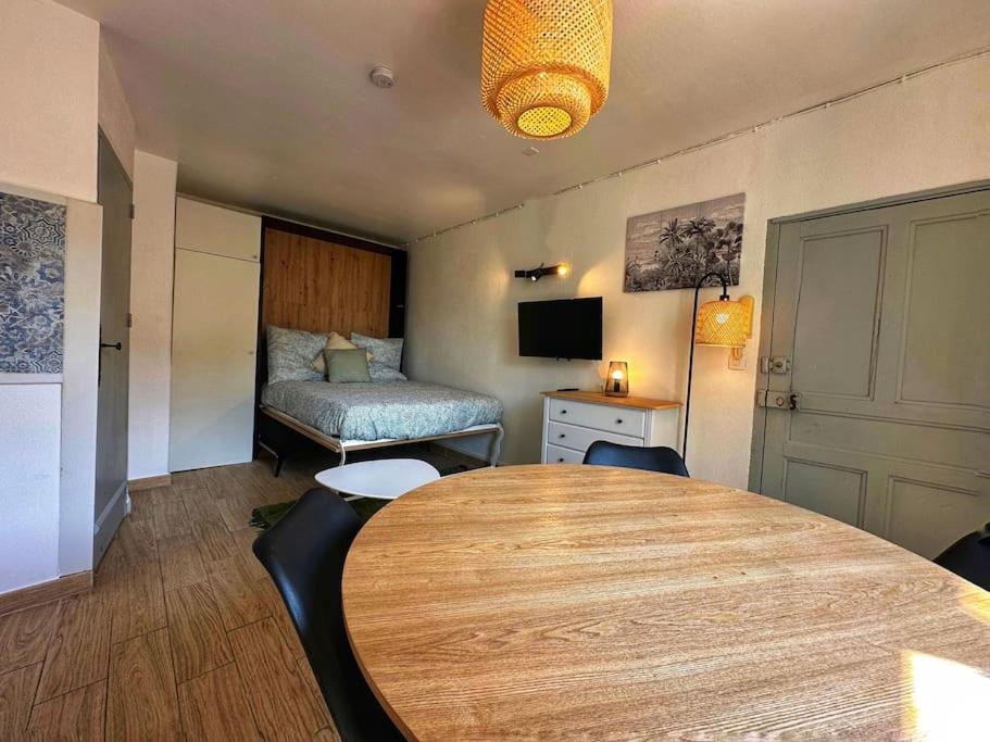 Charmant Studio A 200M Du Gardon Remoulins Bagian luar foto